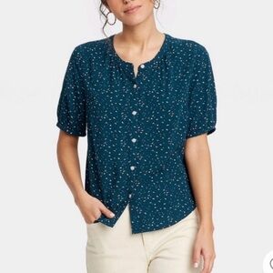 Universal Thread Blue Polka Dot bird Blouse